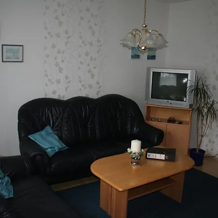 Haus Wiesenblick בית נופש *